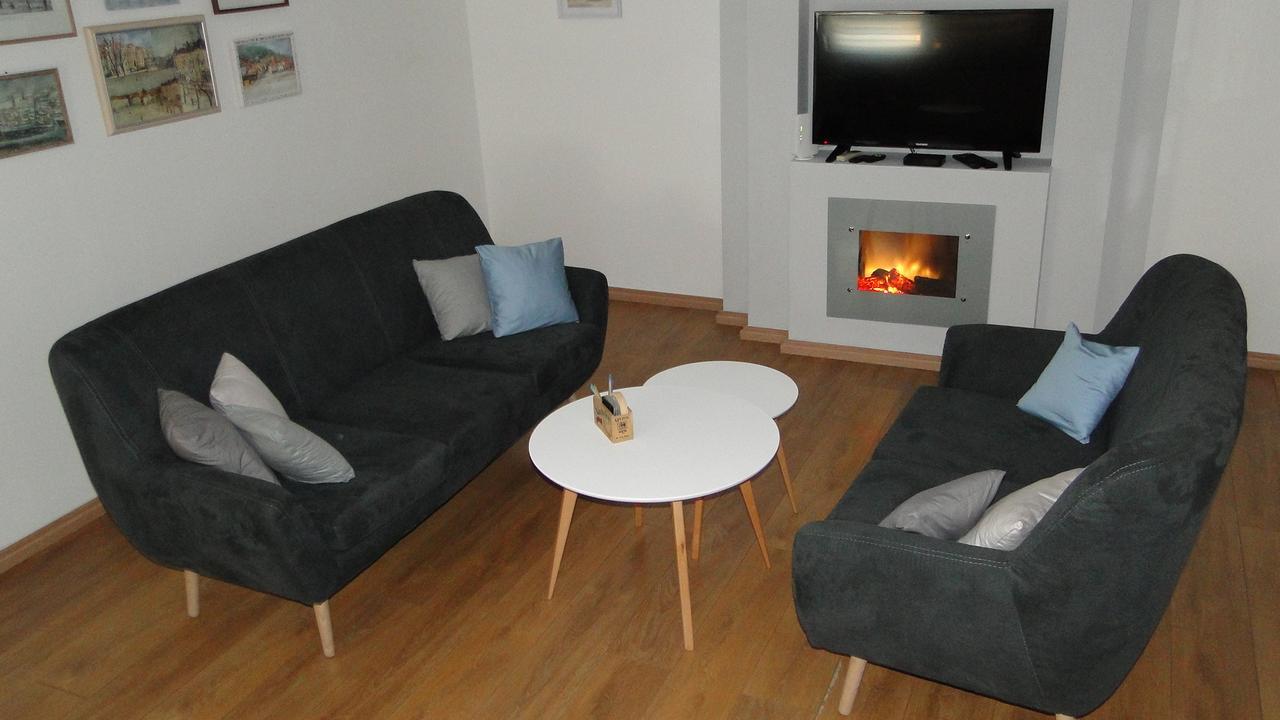Apartment Galerija Tuzla Ngoại thất bức ảnh